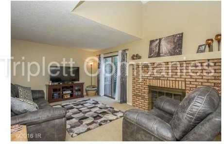 2845 SE 20th St - Photo 3 of 15