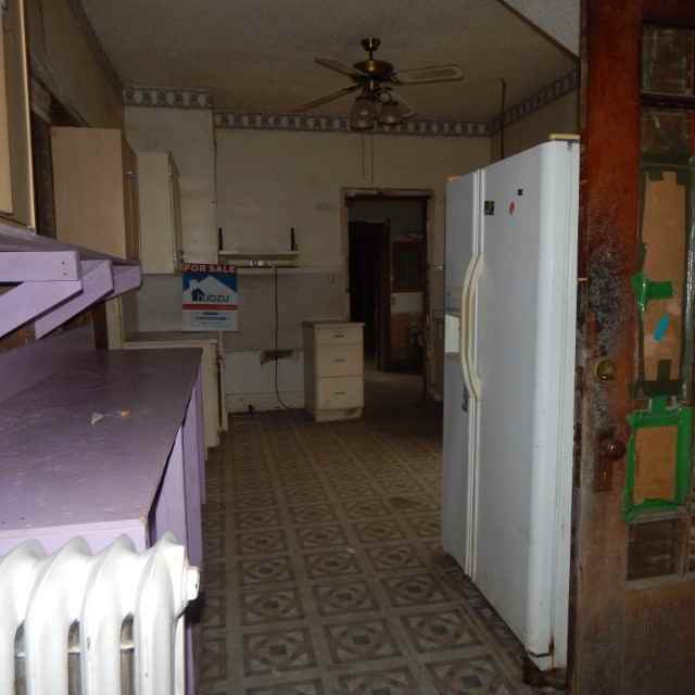 100 3rd Ave SE - Photo 2 of 8