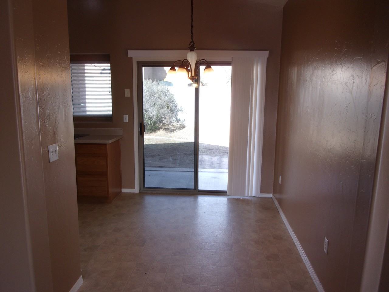 5700 W Hayfield St - Photo 3 of 16