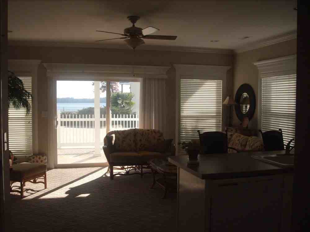 5835 Bay Village Dr - Photo 3 of 9