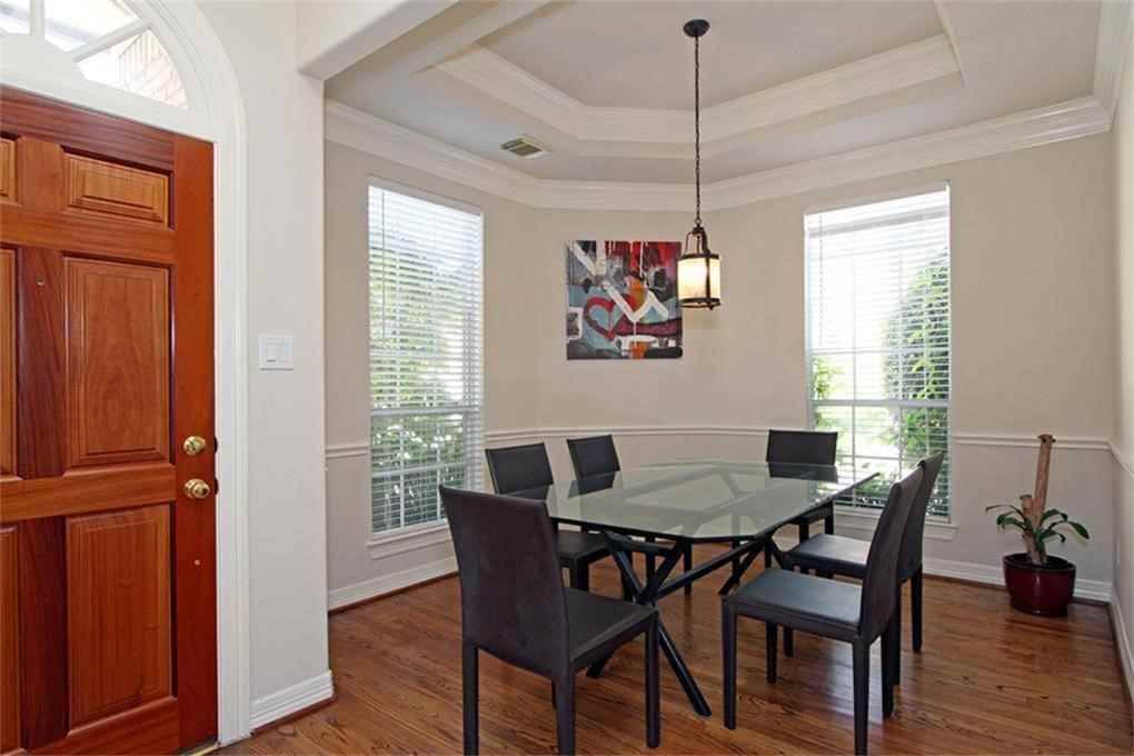 2814-2824 Briarhurst Park - Photo 2 of 30
