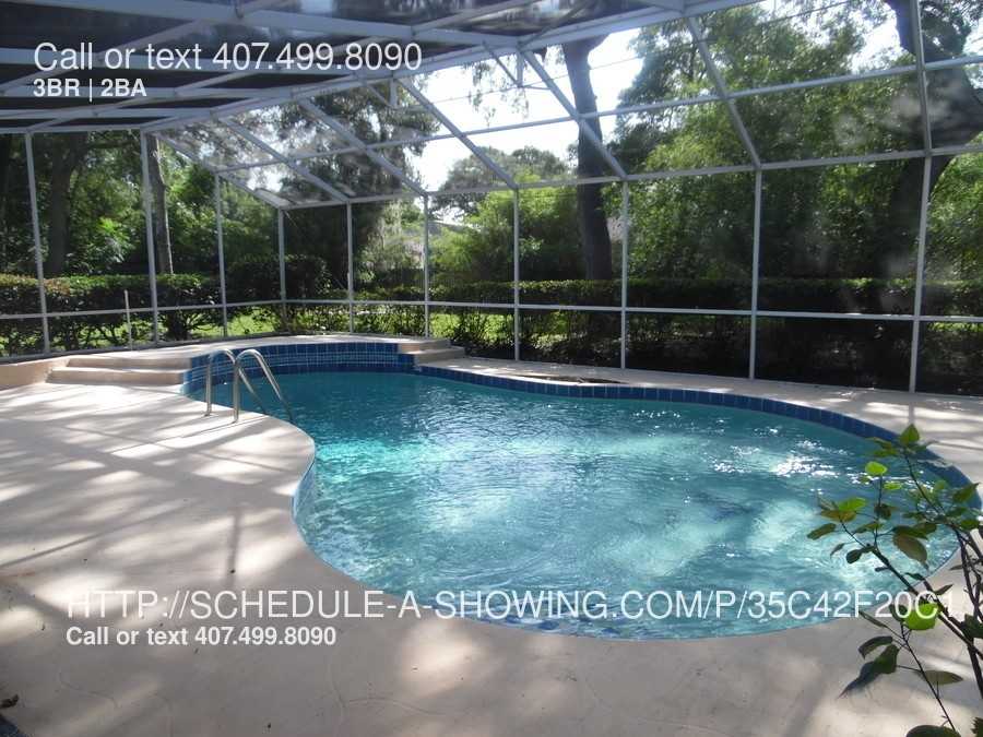 321 East Ln - Photo 3 of 5