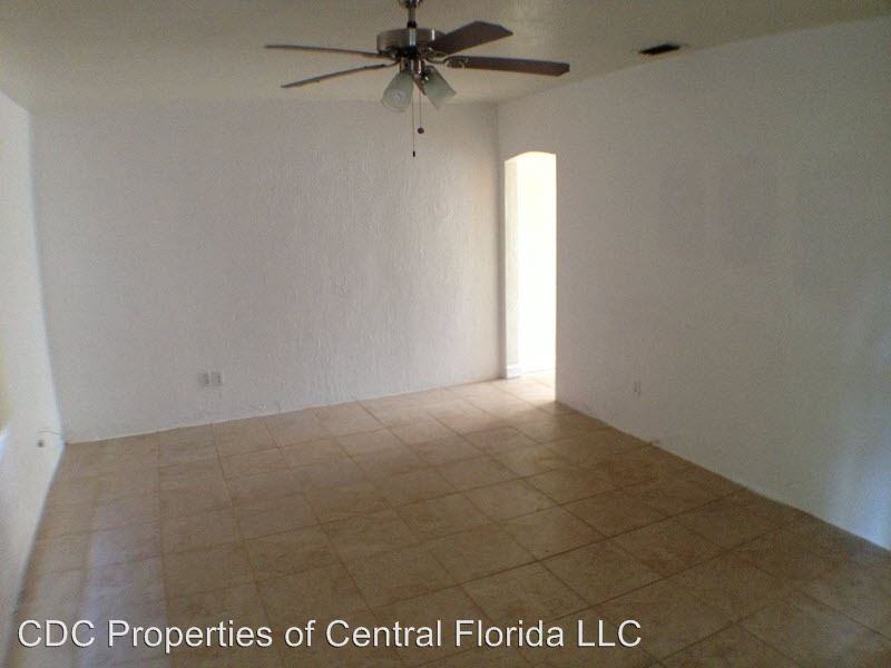 1145 W 6th St - Photo 2 of 5