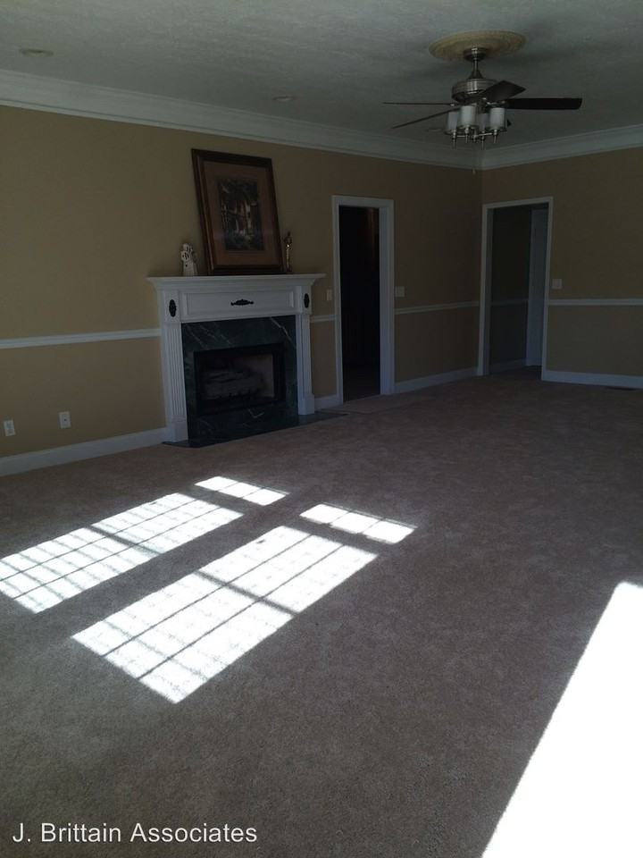 275 Hazel Creek Trail - Photo 2 of 22