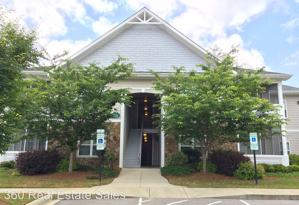 321 Gallery Dr Unit 104  