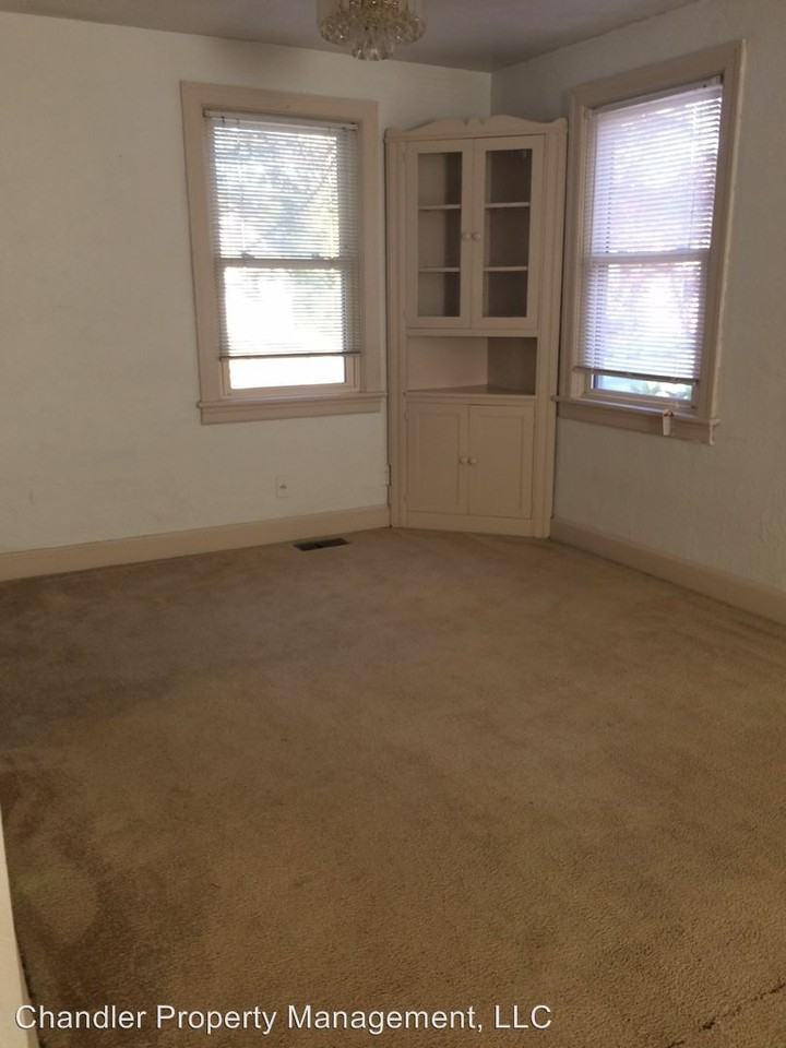 216 Forsythe St - Photo 3 of 13