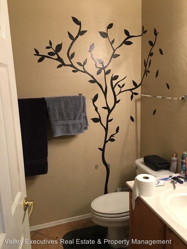 1030 E Susan Ln - Photo 2 of 5