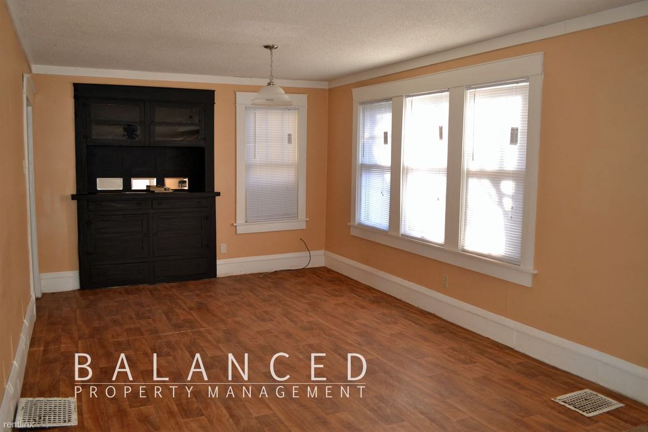 100 Sw Knox Ave - Photo 3 of 8