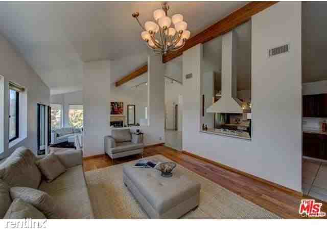 3665 Alta Mesa Dr - Photo 3 of 10