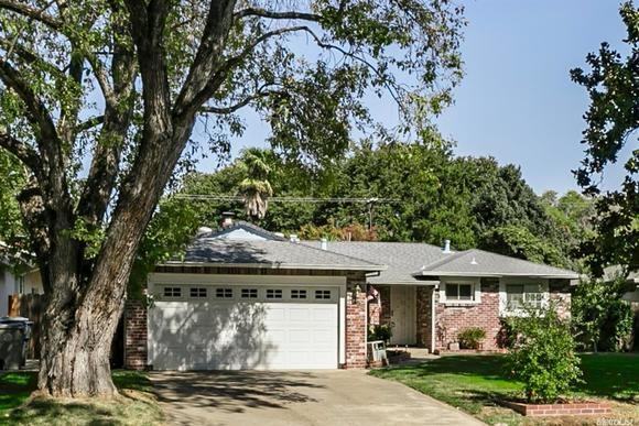 5253 Moddison Ave - Photo 2 of 24