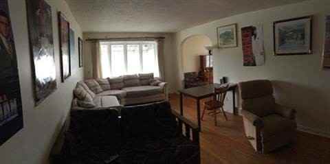 7 Walgate Ave - Photo 3 of 7