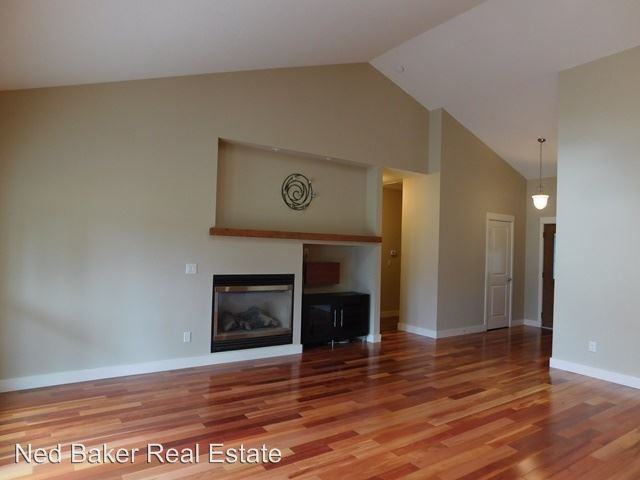706 Juniper St - Photo 3 of 39