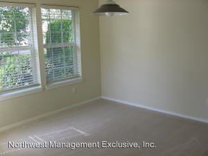 16507 NE 20th St - Photo 2 of 10