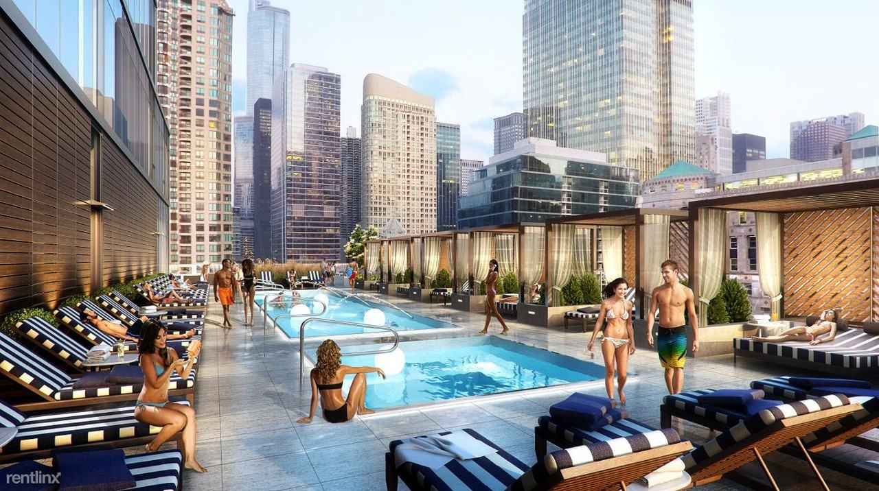 221 W Hubbard - Photo 2 of 2