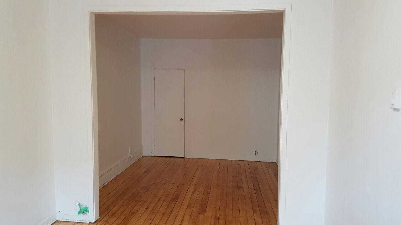 109 2e Avenue - Photo 2 of 10
