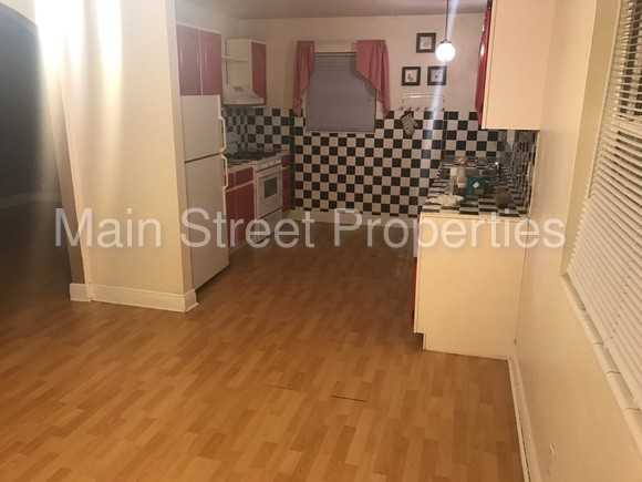 210 Rocky Ave - Photo 2 of 16