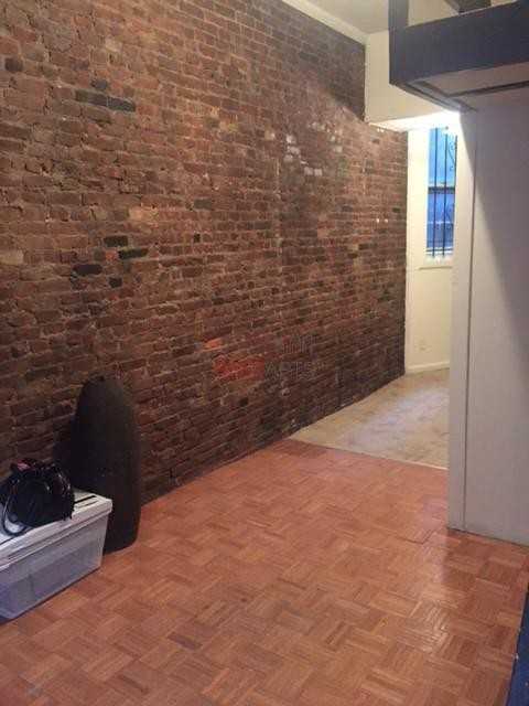 9th Ave & W 24th St #1