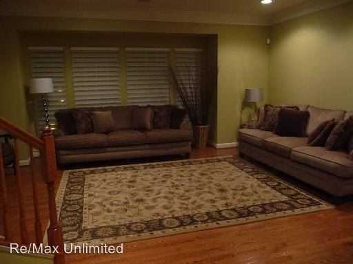 60-72 River Ln - Photo 3 of 16