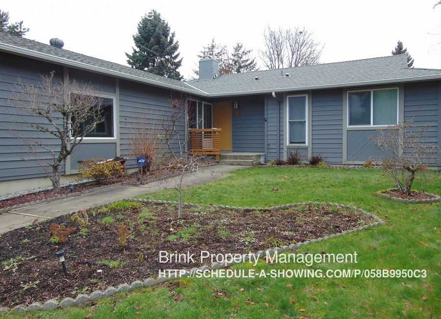 2716 Morris Ave S - Photo 2 of 20