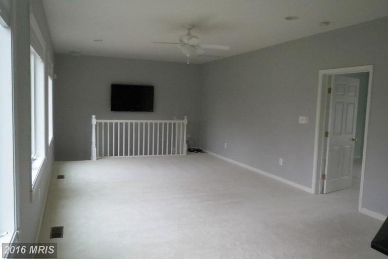 48186 Mulberry Ln - Photo 3 of 20