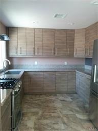 762 Highland Pl - Photo 2 of 8