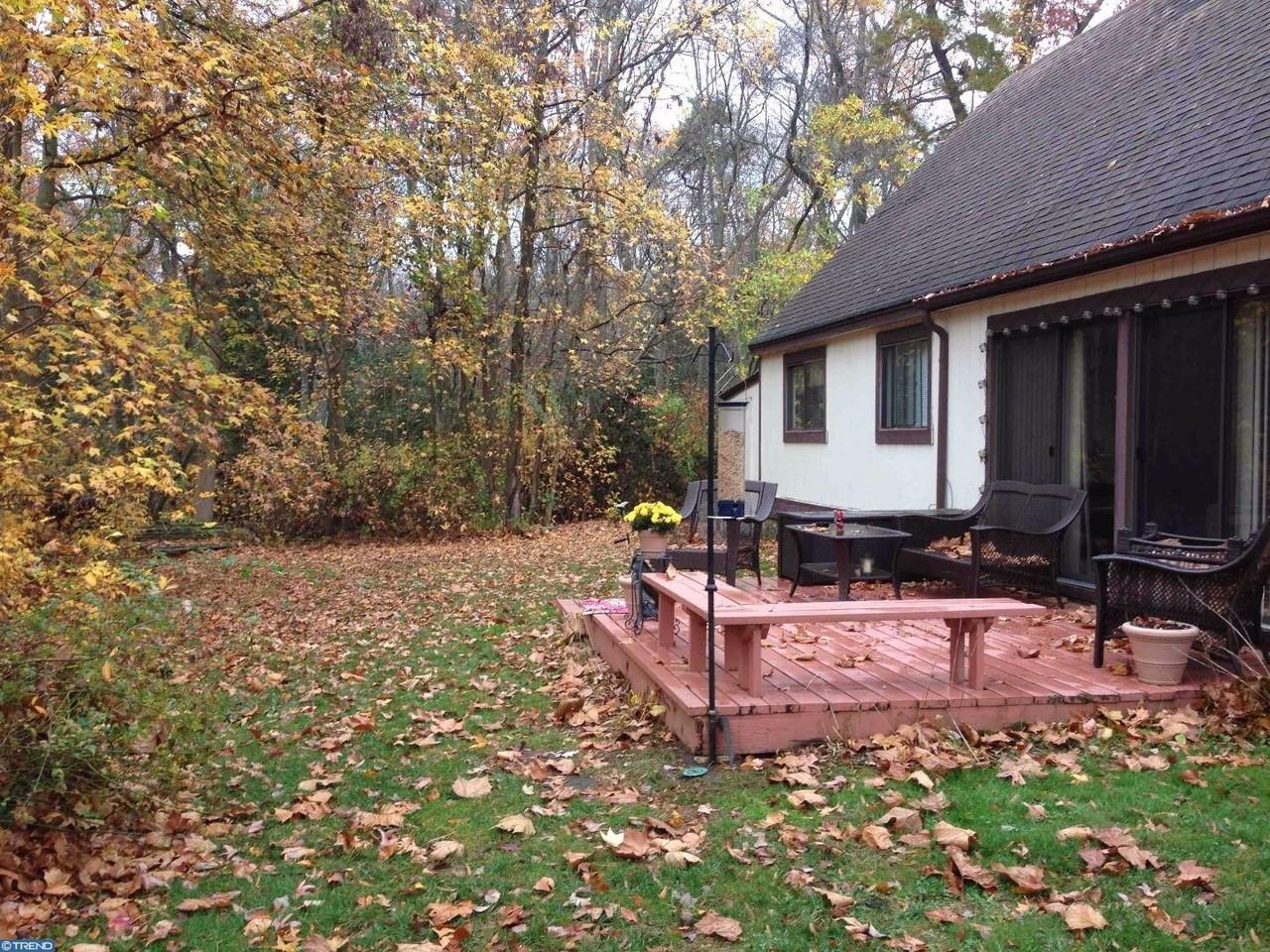 36 Dorset Dr - Photo 3 of 15