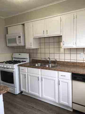 14806 Kenneth Ave - Photo 3 of 8