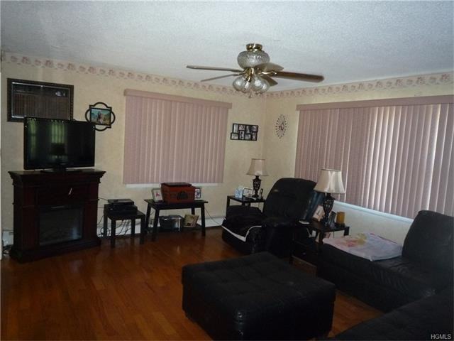 192 Barnes Rd - Photo 3 of 16