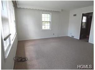 17 Hickory Ave - Photo 3 of 15