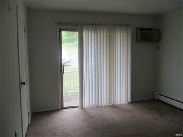 113 Parkside Dr - Photo 2 of 5