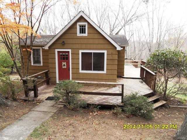 23 Hillside Ave - Photo 2 of 28