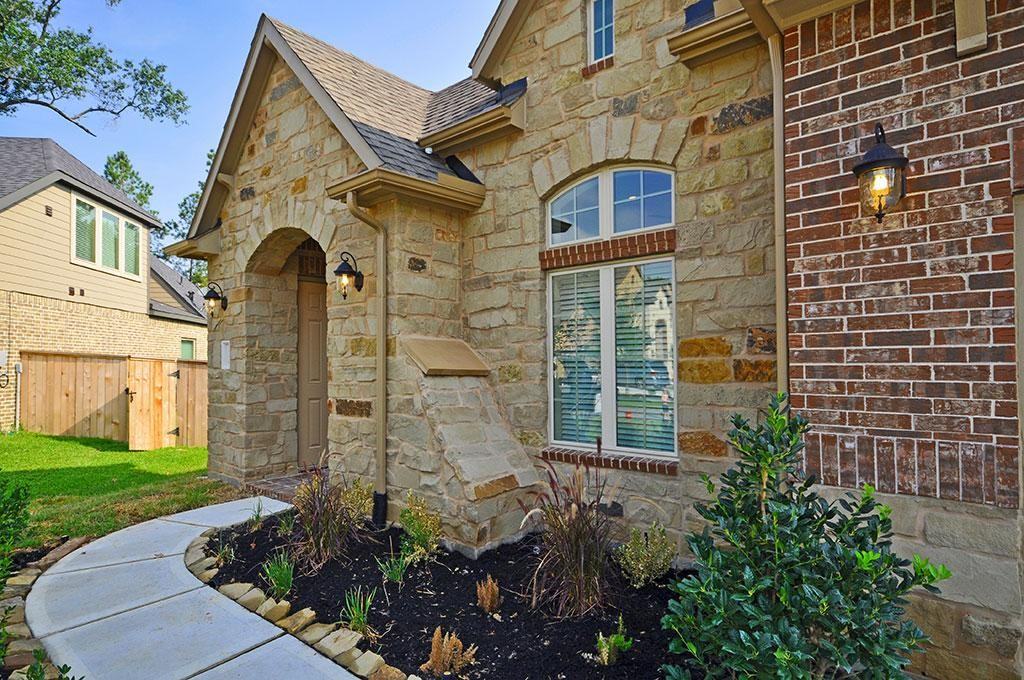 112 Jordan Pl - Photo 2 of 32