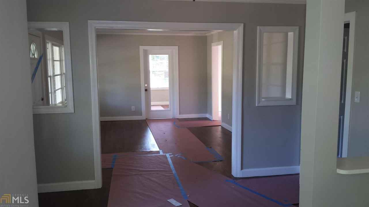 2397 Sandy Plains Rd - Photo 3 of 6