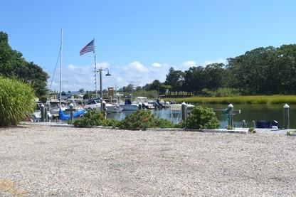 8221-9207 Bay Ave - Photo 2 of 12