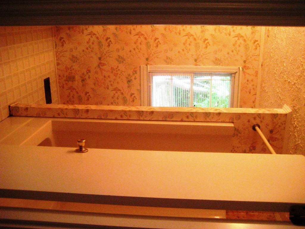 174 Sinclair Marina Rd NE - Photo 3 of 8