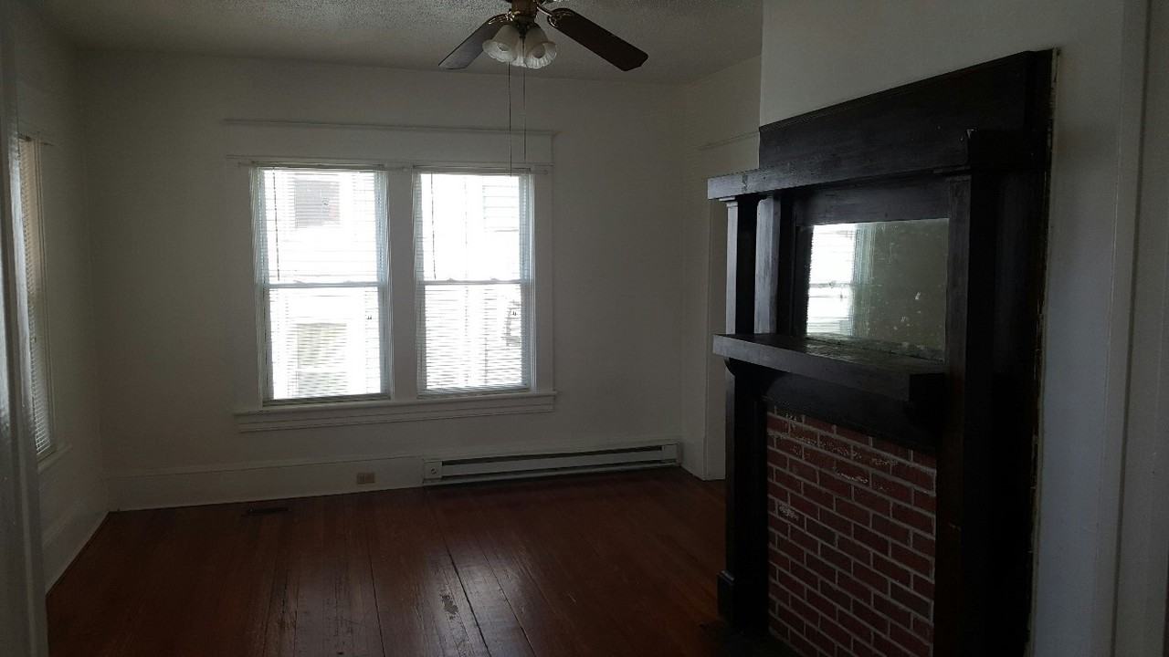 333 Harrison Ave NW - Photo 2 of 7