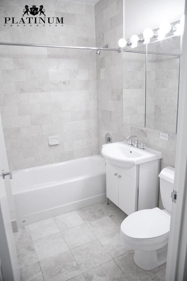 63 Wall Street 2503 - Photo 3 of 4