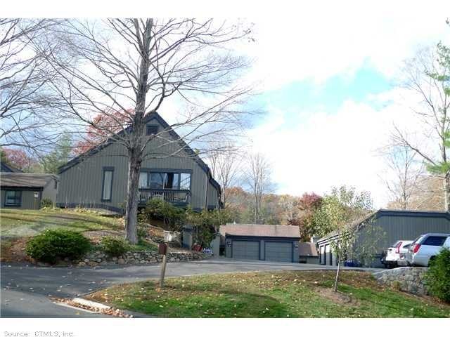285 Southbury Rd - Photo 2 of 25