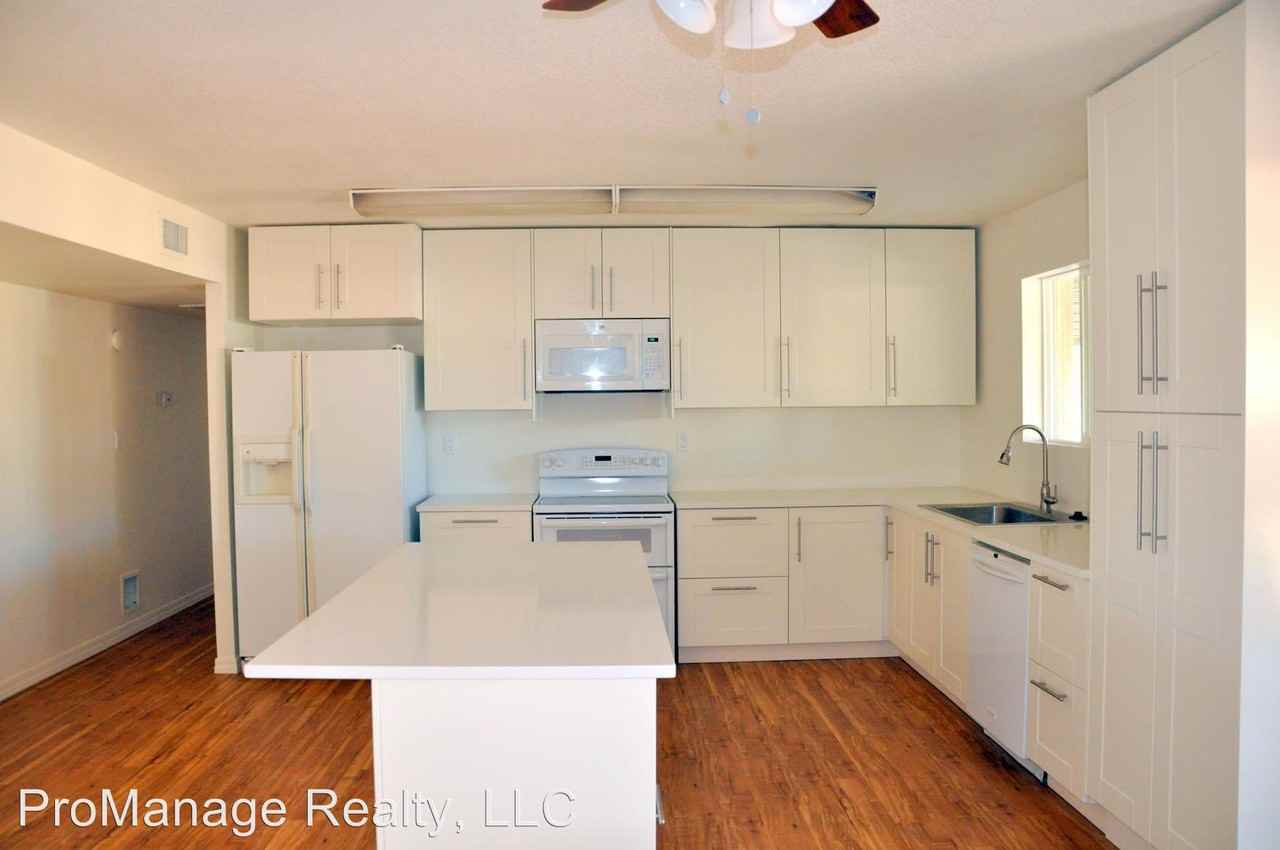 2146 E Watson Dr - Photo 3 of 16