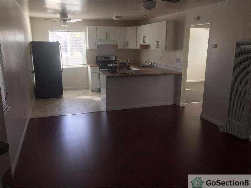 2727 E 17th St - Photo 2 of 4