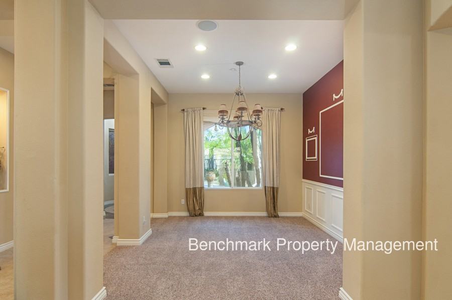 26227 Crescendo Dr - Photo 3 of 39