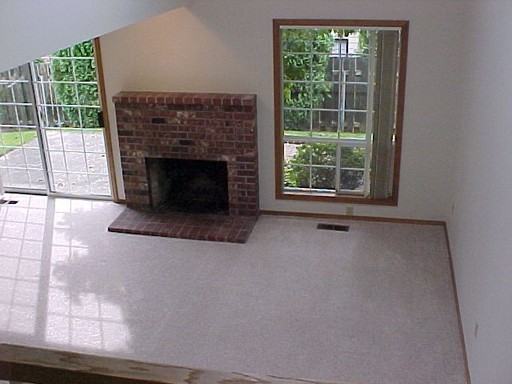 2050 Sunray Cir - Photo 2 of 7