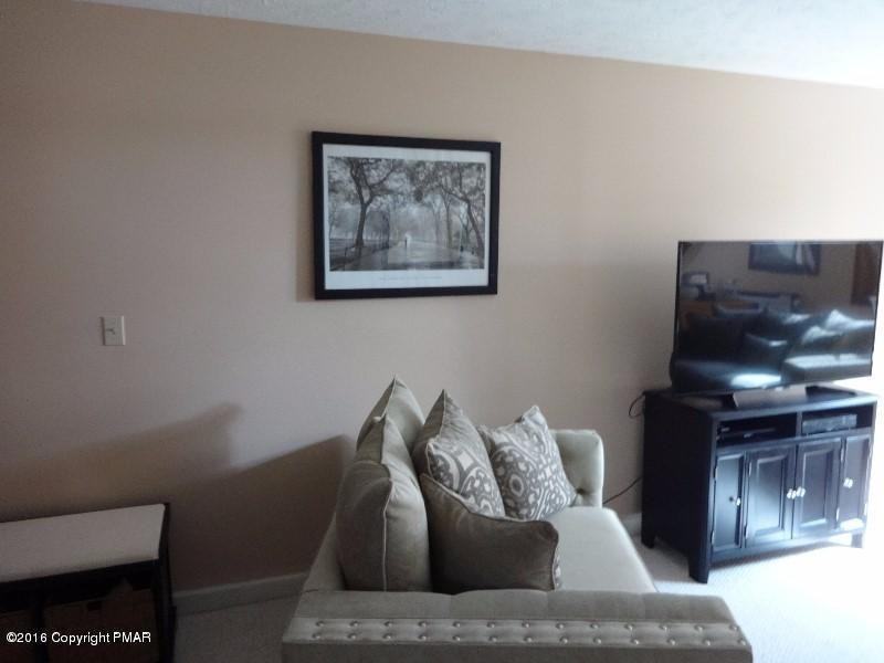 Foxfire Dr - Photo 3 of 33