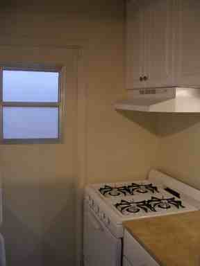 1810 9th St #A - Photo 3 of 6