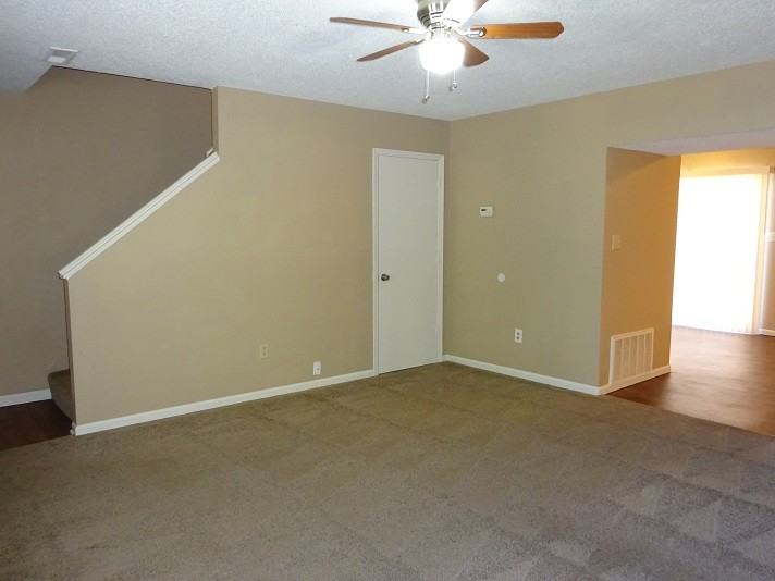 903 N Lynn St - Photo 3 of 16