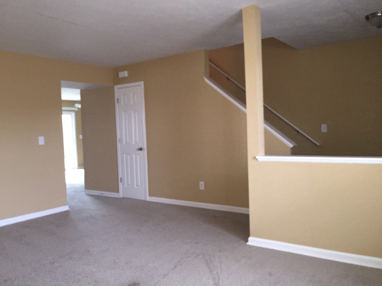 8144 Wood Hollow Ln - Photo 2 of 17
