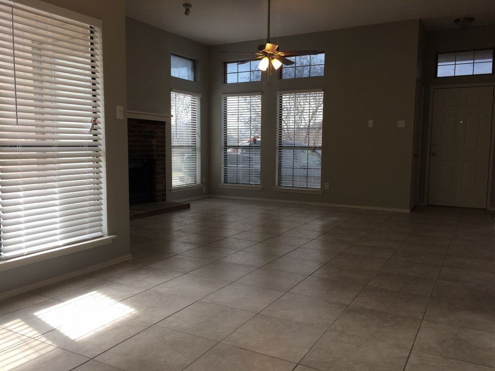 4616 Saint Thomas Pl - Photo 2 of 5