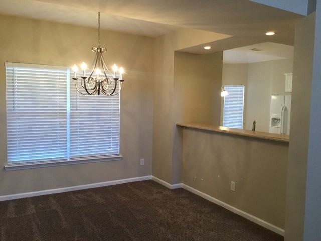 7472 Riverland Dr - Photo 3 of 15