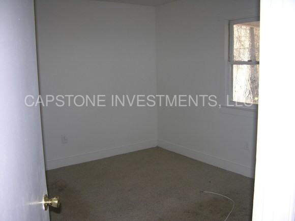 349 Camden Ct NW - Photo 3 of 8