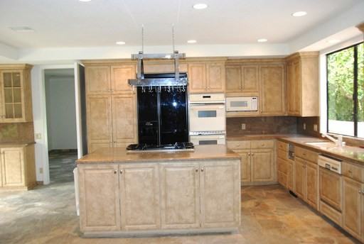 40505 Paxton Dr - Photo 2 of 15